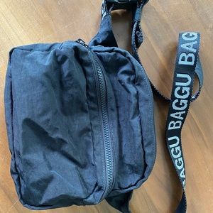 BAGGU FANNY PACK - BLACK